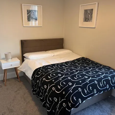 בית נופש St Nic House *