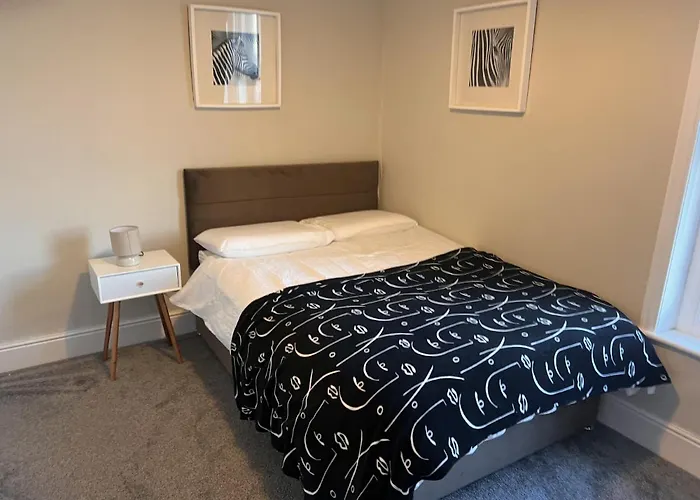 Casa de Férias St Nic House *