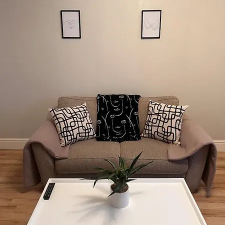 Дом отдыха St Nic House